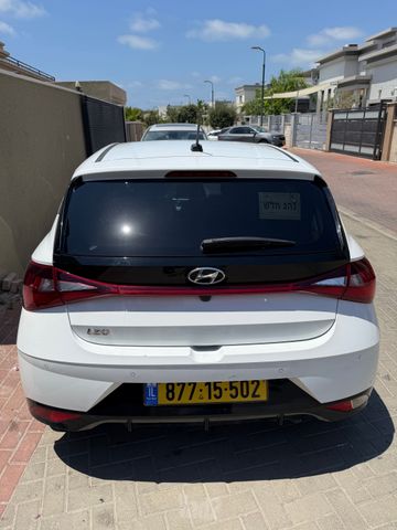 יונדאי i20