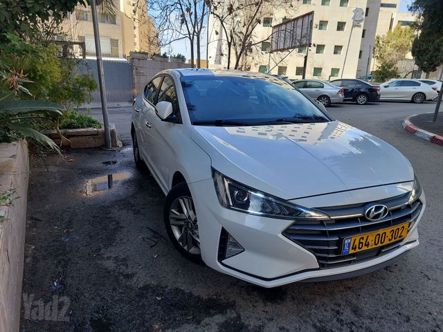 יונדאי אלנטרה