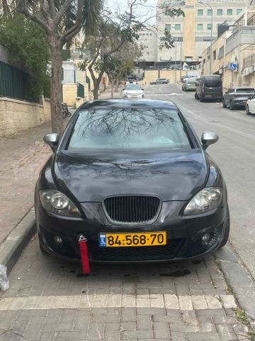 מודעת רכב סיאט לאון