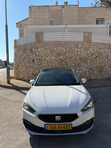 סיאט לאון