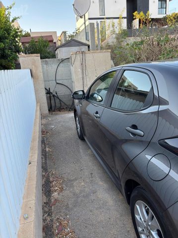 טויוטה יאריס