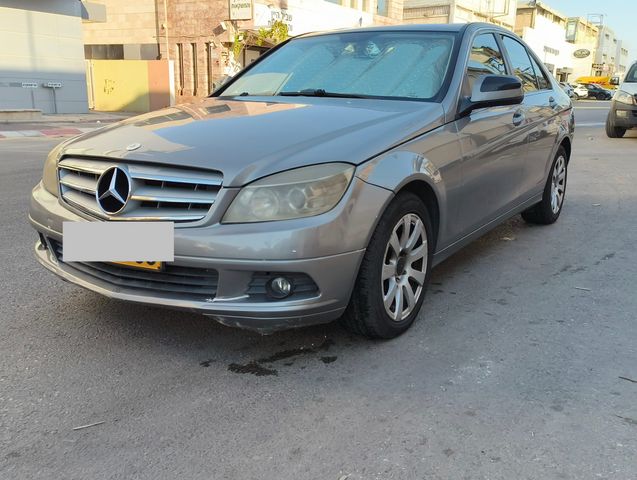 מרצדס-בנץ C-class