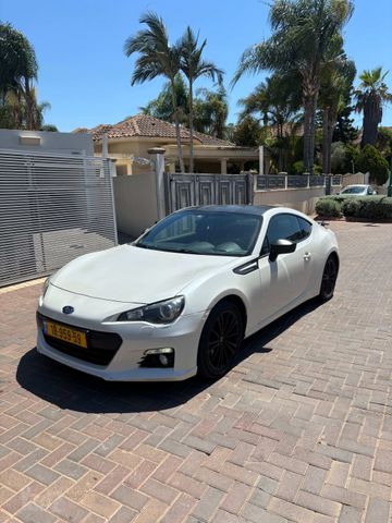 סובארו BRZ