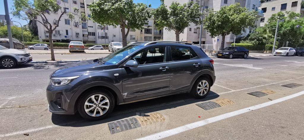קיה סטוניק