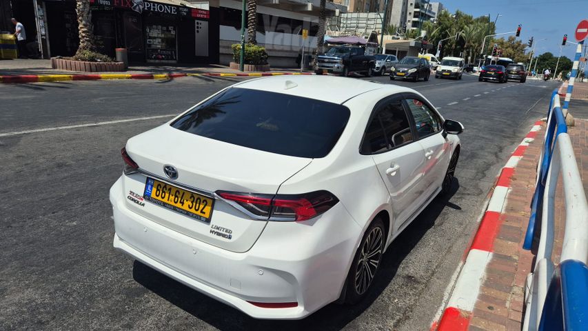 מודעת רכב טויוטה קורולה