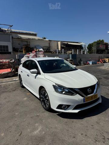 ניסאן סנטרה