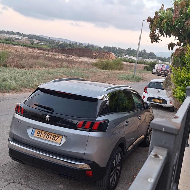 פיג'ו 3008