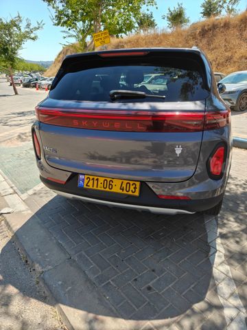 סקייוול ET5