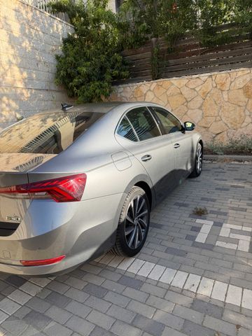 סקודה אוקטביה