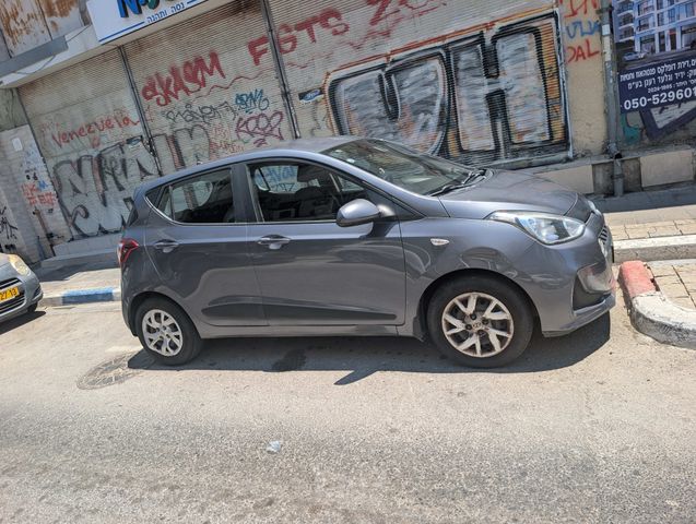 יונדאי i10