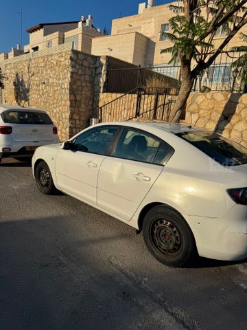 מאזדה 3