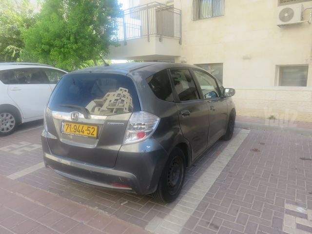 מודעת רכב הונדה ג'אז