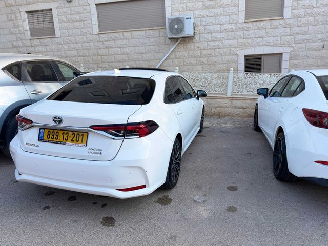 טויוטה קורולה