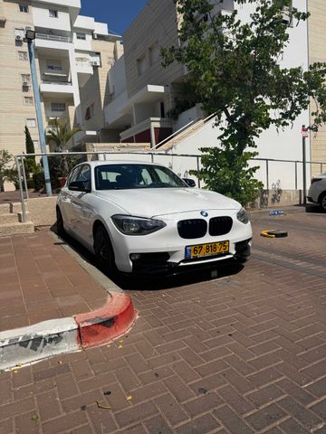 מודעת רכב ב מ וו סדרה 1