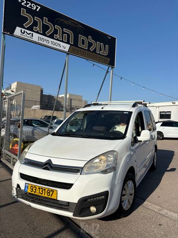 מודעת רכב סיטרואן ברלינגו