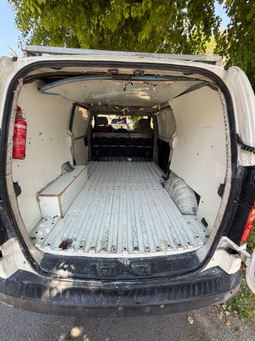 מודעת רכב יונדאי H-1 / i800