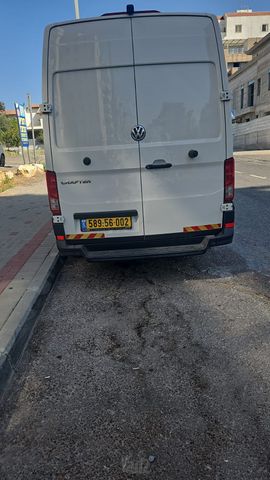 קראפטר בינוני גג גבוה ידני 3 מק 4 דל 2.0 (163 כ״ס)