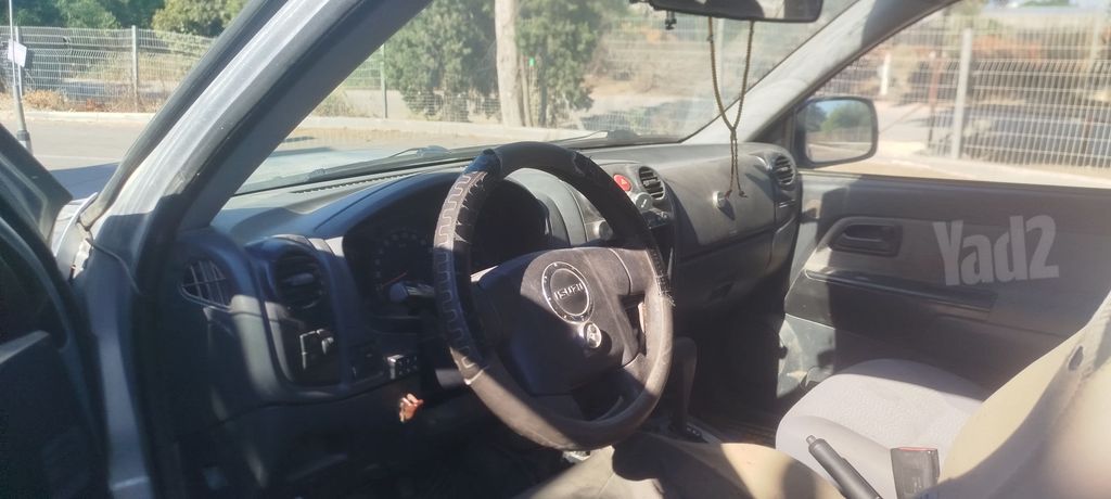 איסוזו די-מקס