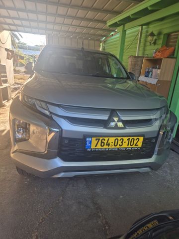 מיצובישי טרייטון / L200