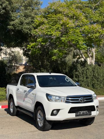 טויוטה היילקס