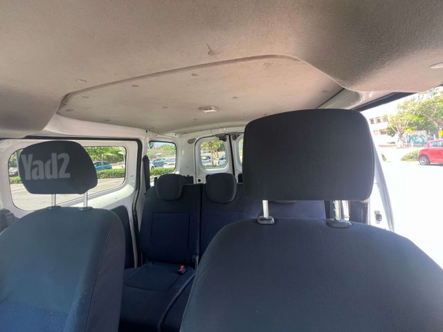 ניסאן NV200