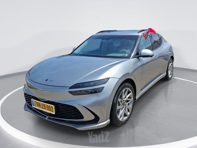 מודעת רכב ג'נסיס GV70