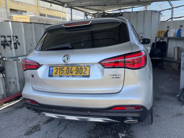 אם ג'י EHS PHEV