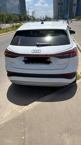 אאודי Q4 e-tron