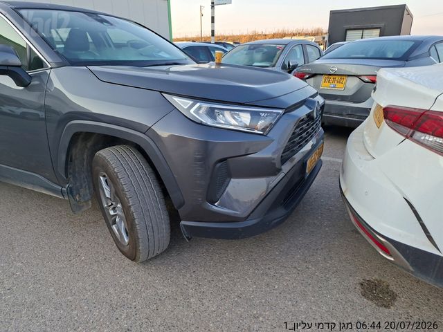 מודעת רכב טויוטה RAV4