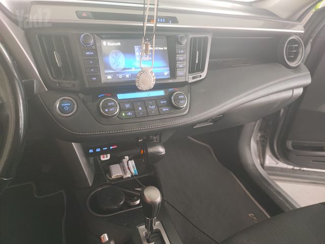 מודעת רכב טויוטה RAV4