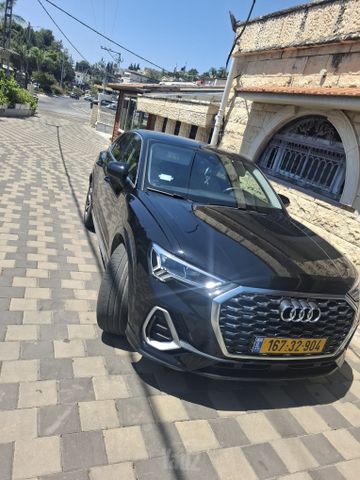 אאודי Q3