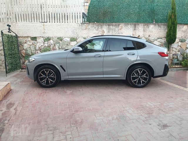 ב מ וו X4