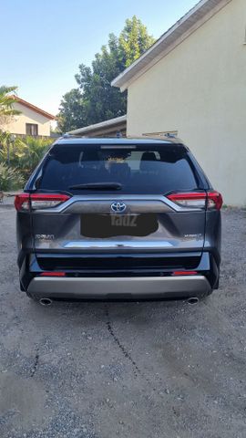 טויוטה RAV4