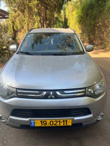 מודעת רכב מיצובישי אאוטלנדר