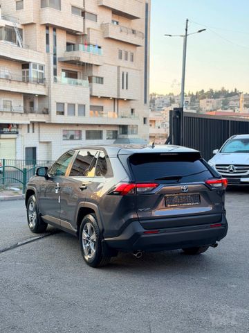 טויוטה RAV4