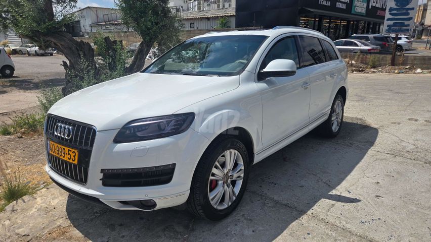 מודעת רכב אאודי Q7