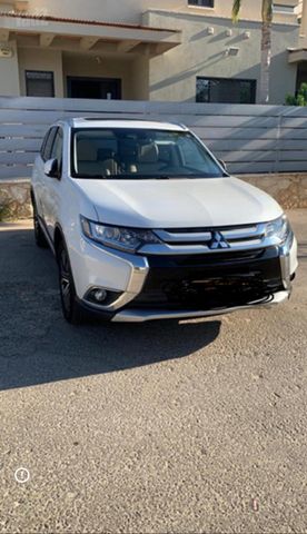 מיצובישי אאוטלנדר