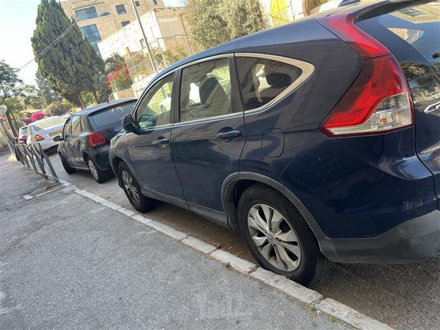 מודעת רכב הונדה CR-V