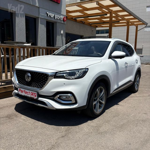 מודעת רכב אם ג'י EHS PHEV