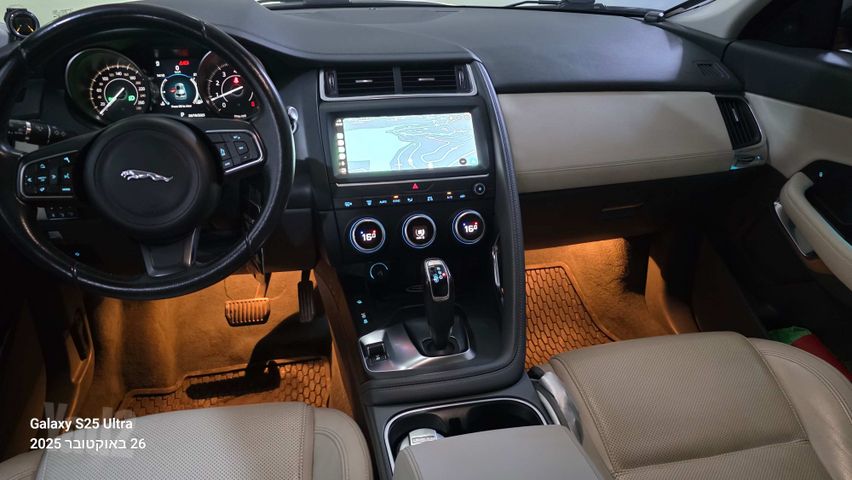 יגואר E-Pace