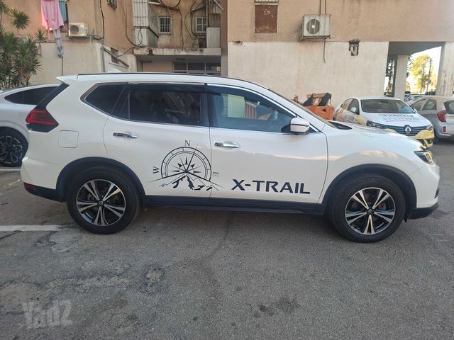 ניסאן אקס טרייל
