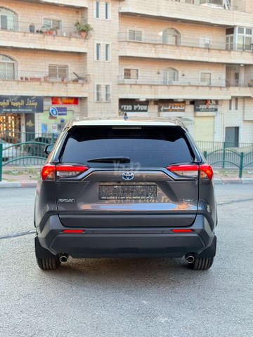 טויוטה RAV4
