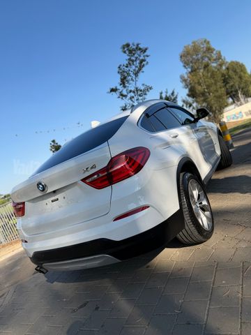 ב מ וו X4