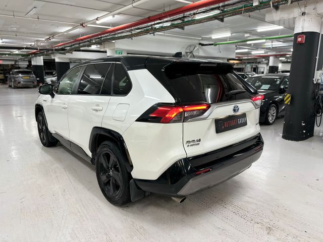 טויוטה RAV4
