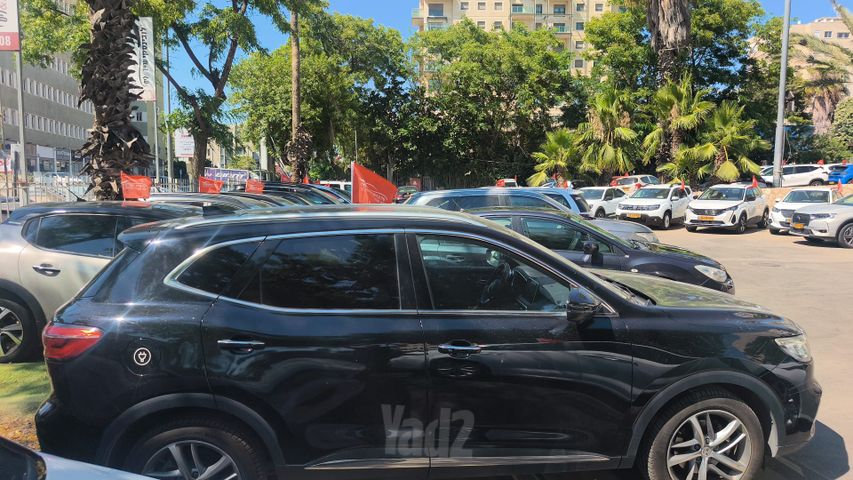 אם ג'י EHS PHEV