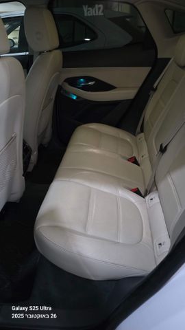 יגואר E-Pace