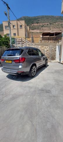 X5 Luxury 50i אוט׳ 5 מק 4.4 (449 כ״ס)