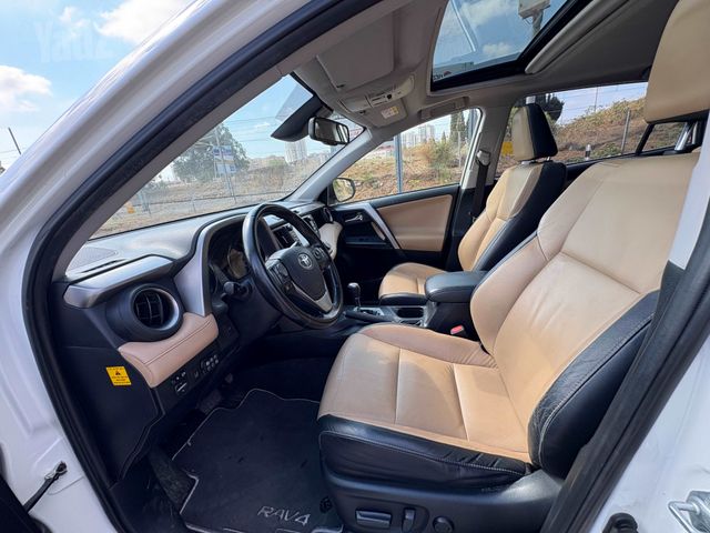 טויוטה RAV4