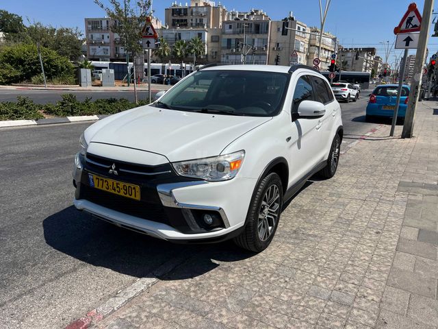מיצובישי ASX