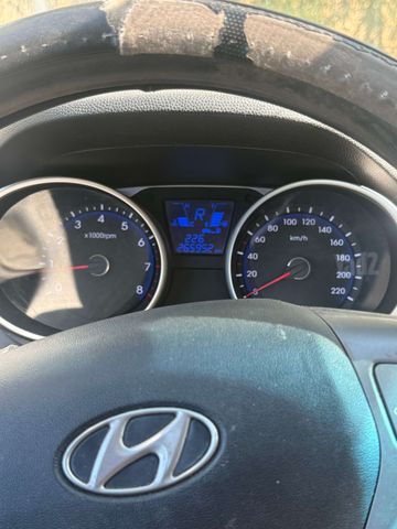 יונדאי ix35